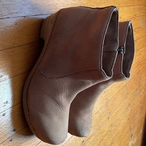 Taupe Dansko Maria ankle boots
